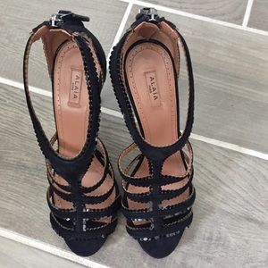 SALE✨✨Alaia Paris Black Suede Stiletto, Size 39